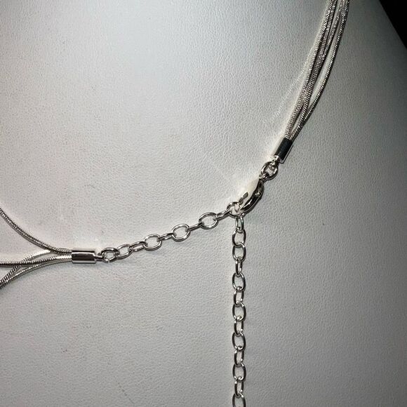 Multi Layer Silver‎ Tone Silver Disc Station Necklace - Picture 7 of 10